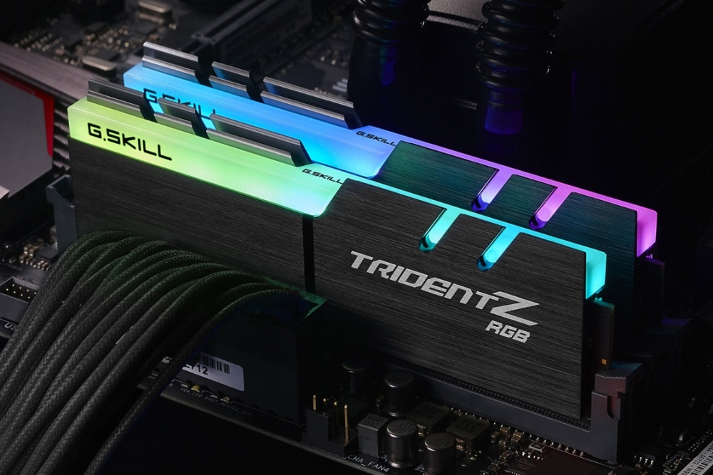 CP-GSKILL-F4-4133C19D-16GTZR-2.jpg