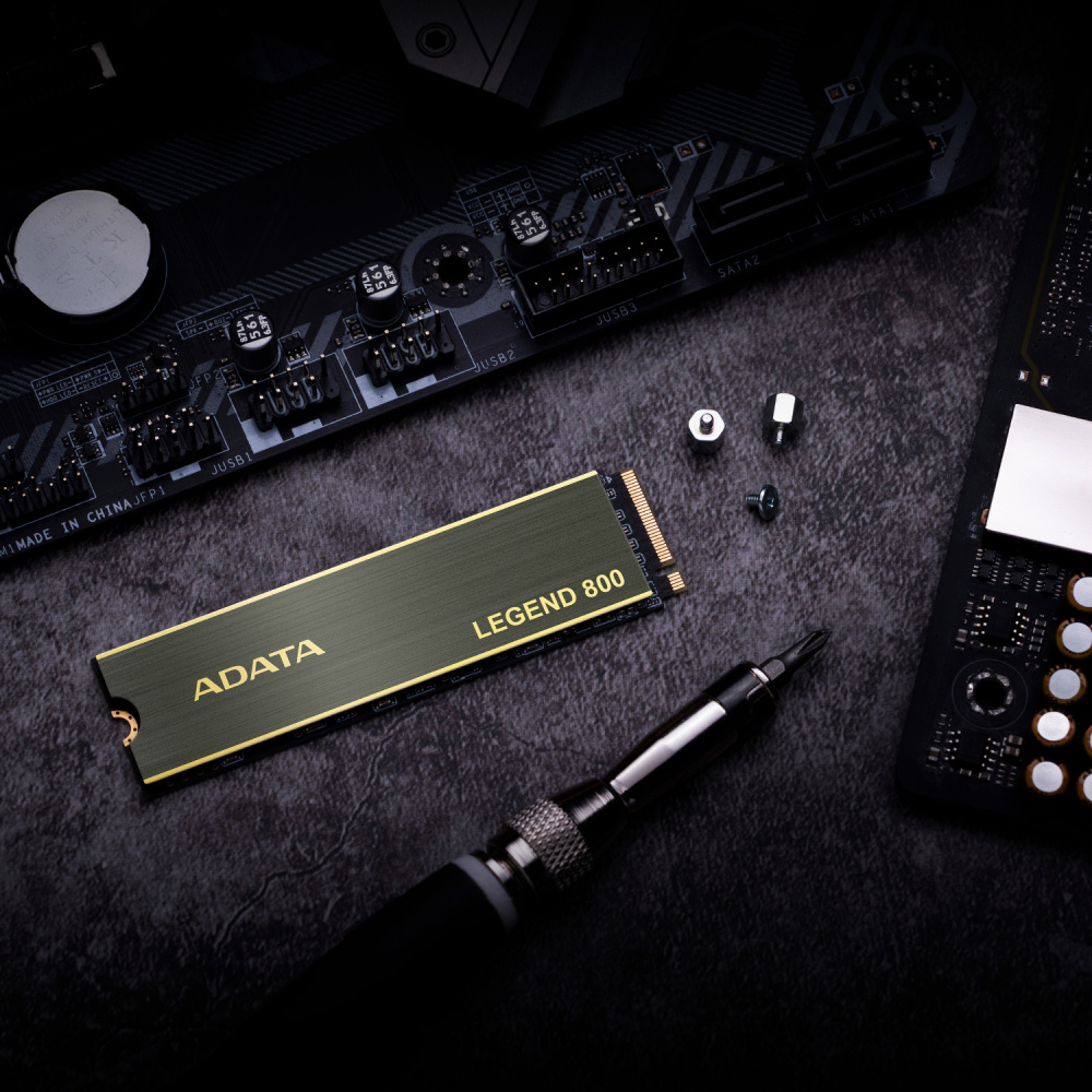 CP-ADATA-ALEG-800-1000GCS-dd0cf3.jpg